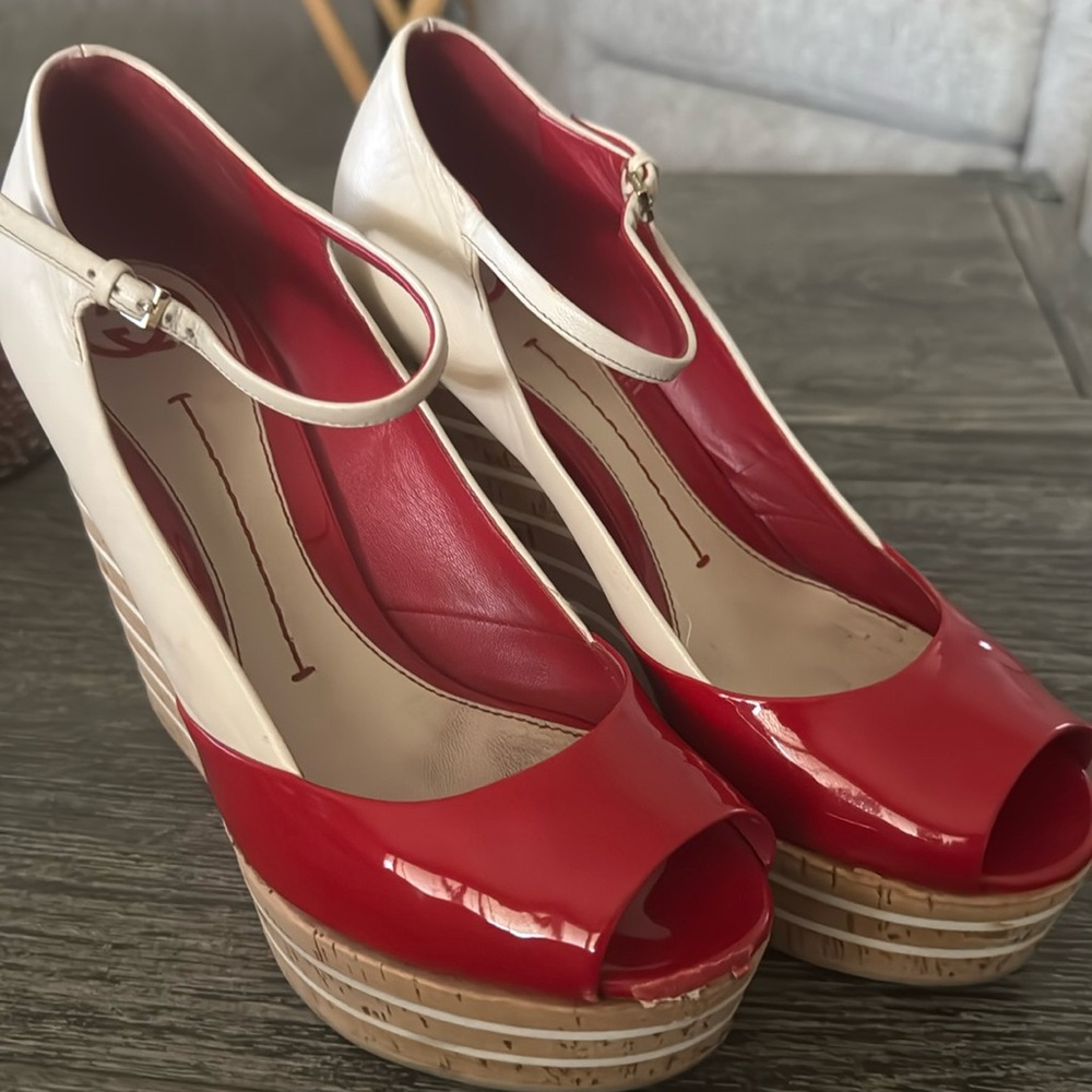Gucci Vintage Wedges